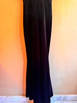 Vestido largo terciopelo con pedrería