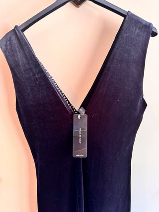 Vestido largo terciopelo con pedrería