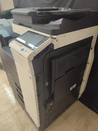 Fotocopiadora Konica Minolta Bizhub C754