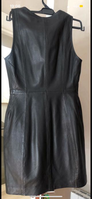 Vestido de cuero Uterqüe negro