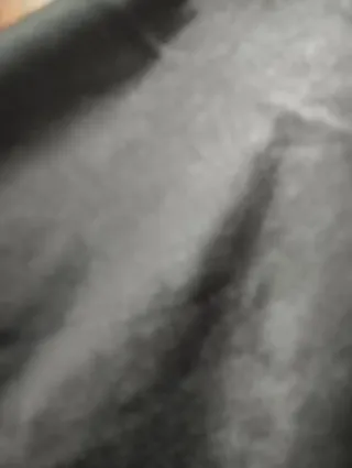 Vestido de satén gris