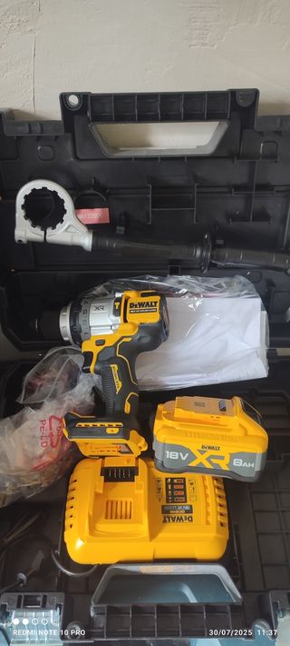 Taladro DeWalt XR 18V con Batería 8Ah