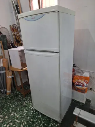 Nevera Corbero Mediana Blanca