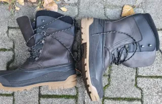 Stivaletti "snow and rain" Asics