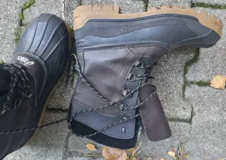 Stivaletti "snow and rain" Asics