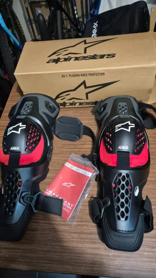 Rodilleras Moto Alpinestars SX-1 Plasma