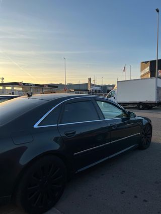 Audi A8 2004