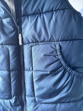 Chaleco acolchado niña azul marino