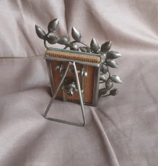 Mini espejo metálico decorativo