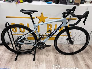 Giant Revolt Advanced 3 Mejorada