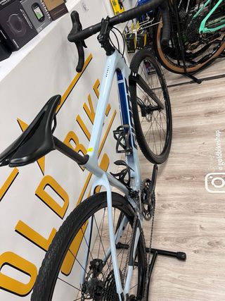 Giant Revolt Advanced 3 Mejorada