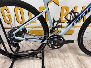 Giant Revolt Advanced 3 Mejorada