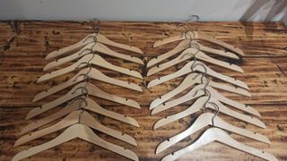 Grucce per bambini in legno e metallo