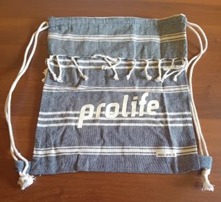 Accessori Prolife: borsa zaino borraccia telo mare