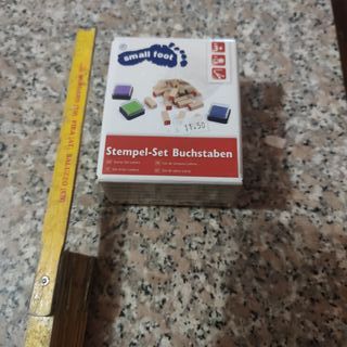 Set timbrini small foot con lettere