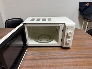 Microondas Taurus Ready 700W