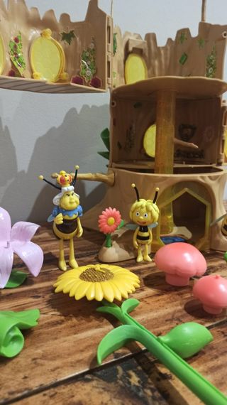 Albero Casa Ape Maia Giocattolo