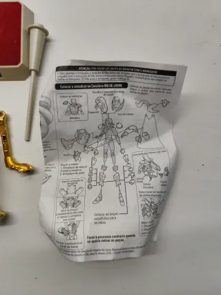 Caballero Mu de Aries Saint Seiya de Bandai