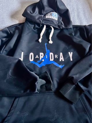Sudadera Jordan Negra Talla XXL con gorro