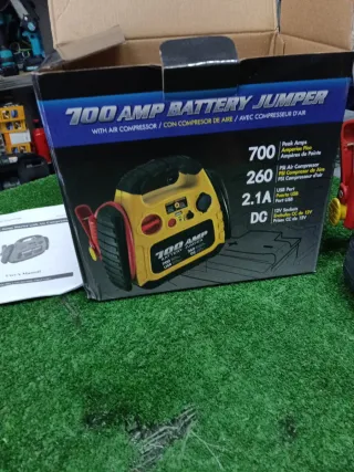 700 AMP Batteria Jumper con Compressore Aria