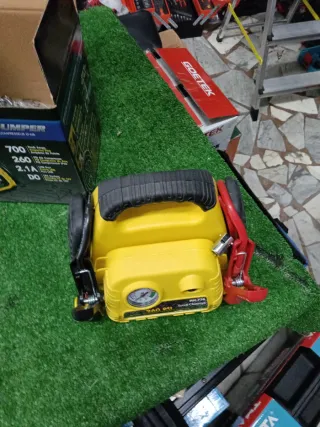 700 AMP Batteria Jumper con Compressore Aria