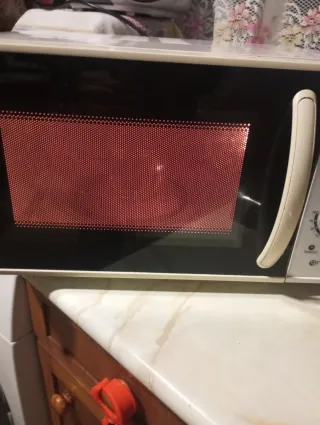 Microondas GRUNKEL blanco