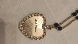 Collar Lola Casademunt Corazón Negro y Dorado