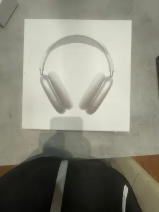 AirPods Max Argento Usati Come Nuovi