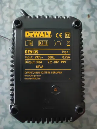 Caricabatterie DeWalt 7.2V-18V NiMH NiCd Li-Ion