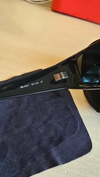 Gafas de sol Ray-Ban RB4057 Polarizadas