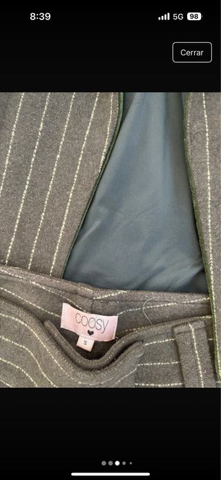 Traje de chaqueta verde a rayas