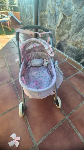 Carrito de muñecas floral