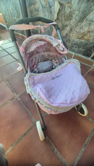 Carrito de muñecas floral