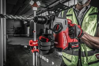 Milwaukee M18 FHX - Martillo combinado 2,5J FIXTEC