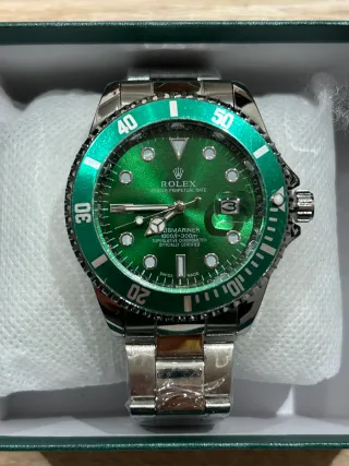 Reloj Acero plateado con Esfera Verde