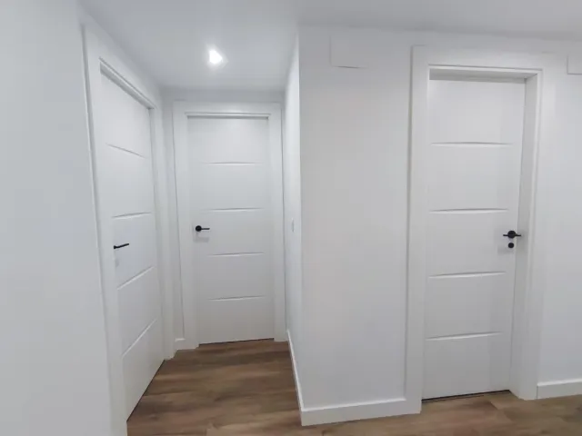 PUERTAS DE PASO LACADAS A MEDIDA