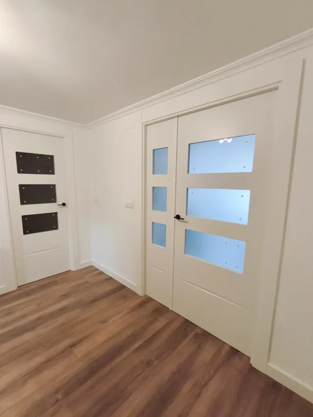 PUERTAS DE PASO LACADAS A MEDIDA