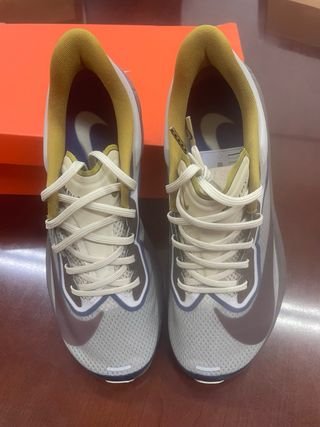 Zapatillas Nike. Modelo Zoom Fly 6 PRM