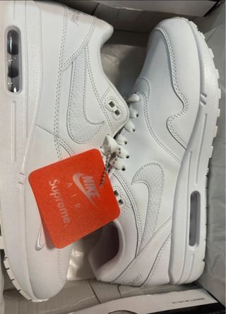 Nike Air Max 1 x Supreme Triple White