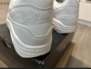 Nike Air Max 1 x Supreme Triple White
