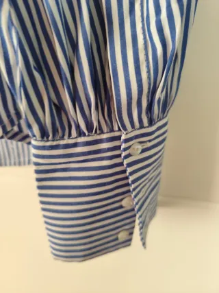 Camisa Stradivarius rayas flores bordadas