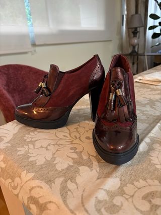 Botines tacón mujer burdeos y marrón