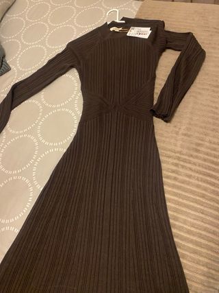 Vestido canalé marrón de Slowlove