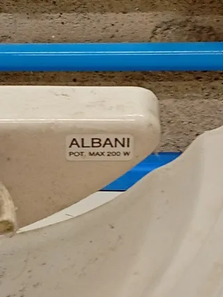 Plafoniera in vetro con dettagli oro