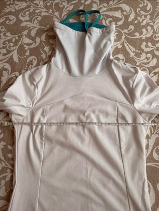 Sudadera Decathlon XS blanca y azul sin estrenar