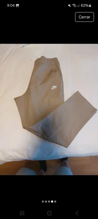 Pantalón Nike Loose Fit Beige