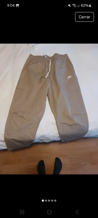 Pantalón Nike Loose Fit Beige