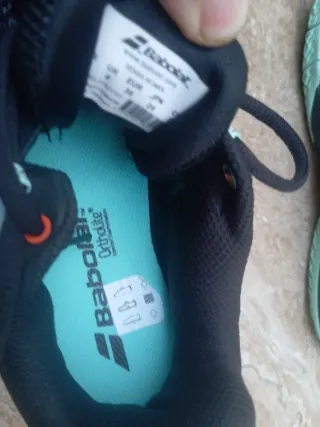 Zapatilla pádel Babolat Negra y Turquesa