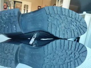 Botines de piel Martinelli negras