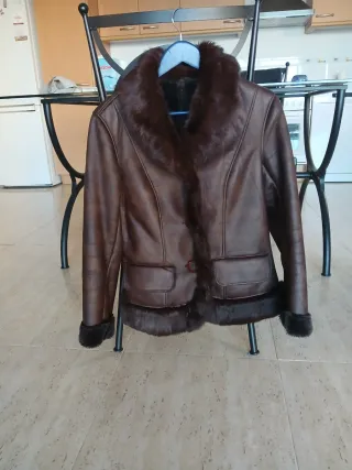 Chaqueta de señora de piel
